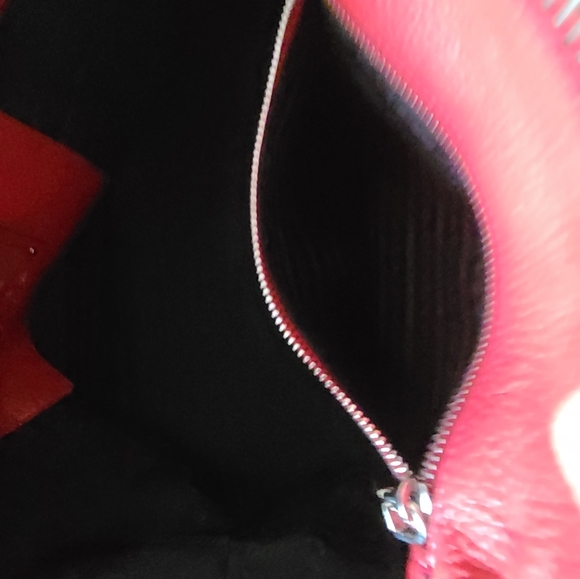 PRADA Vitello Daino Leather Double Handle - Picture 8 of 16